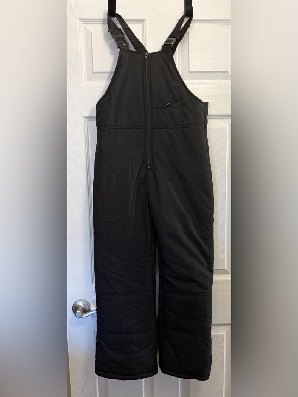 Paramount kids black insulated snow bib overall, size 14-16 Large